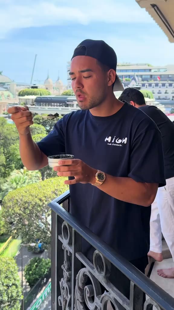 High Maison tee — caught on camera